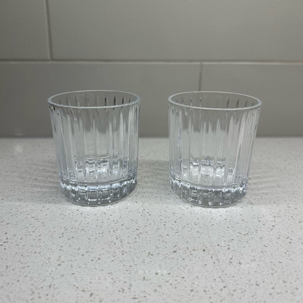 Stoli Vodka Barware Set - Excellent Condition! - Picture 5 of 6